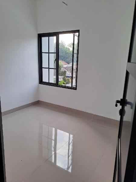 rumah modern nyaman 3 kt cipayung depok