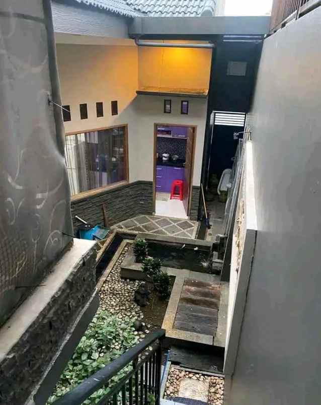 rumah modern siap huni lokasi di bumiayu malang