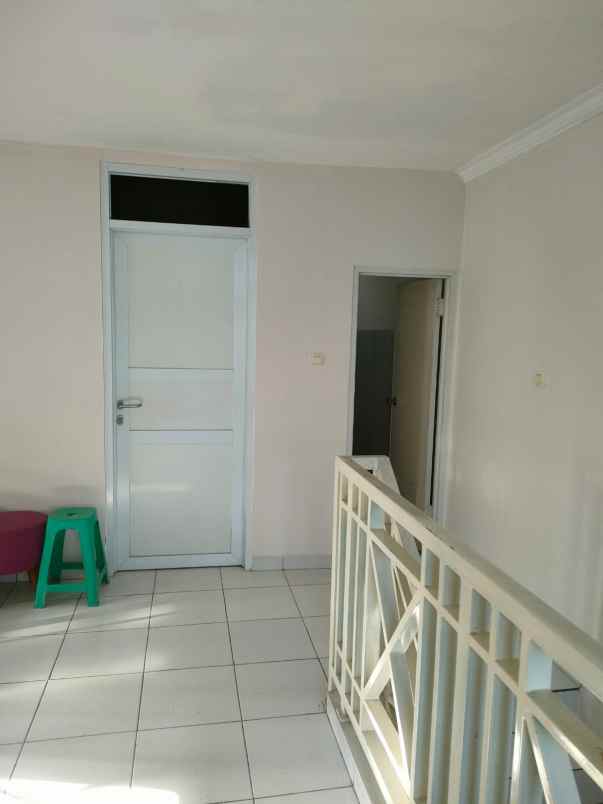 rumah murah banget di jatiwaringin asri pondok gede