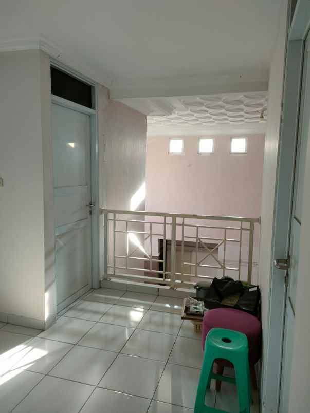 rumah murah banget di jatiwaringin asri pondok gede