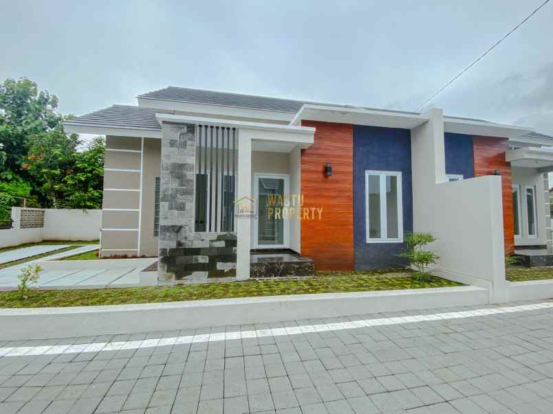 rumah murah dalam cluster one gate di kalasan sleman