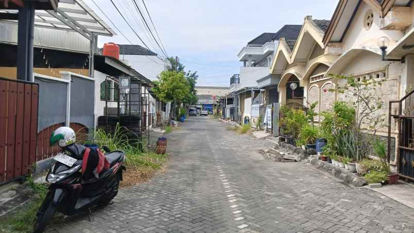 rumah nyaman siap huni plamongan indah semarang