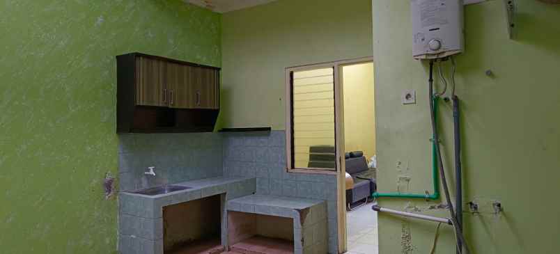 rumah nyaman siap huni plamongan indah semarang