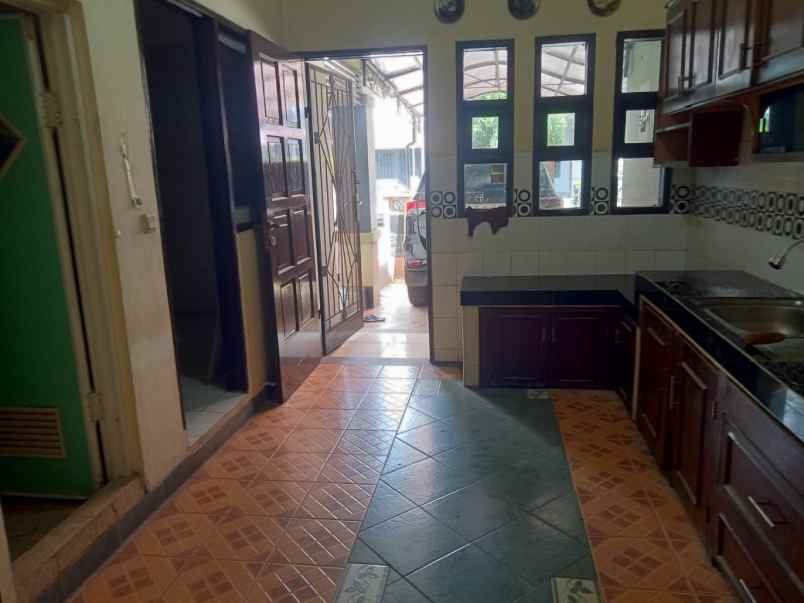 rumah palem semi karawaci tangerang