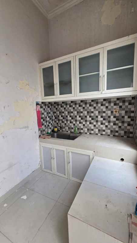 rumah pondok candra sidoarjo semi furnished min 2 th