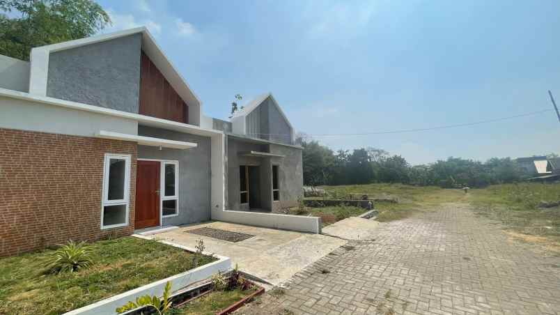 rumah pungging kawasan industri dan wisata trawas