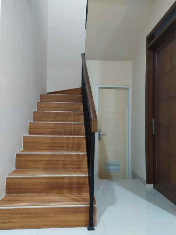 rumah rangkapan jaya pancoran