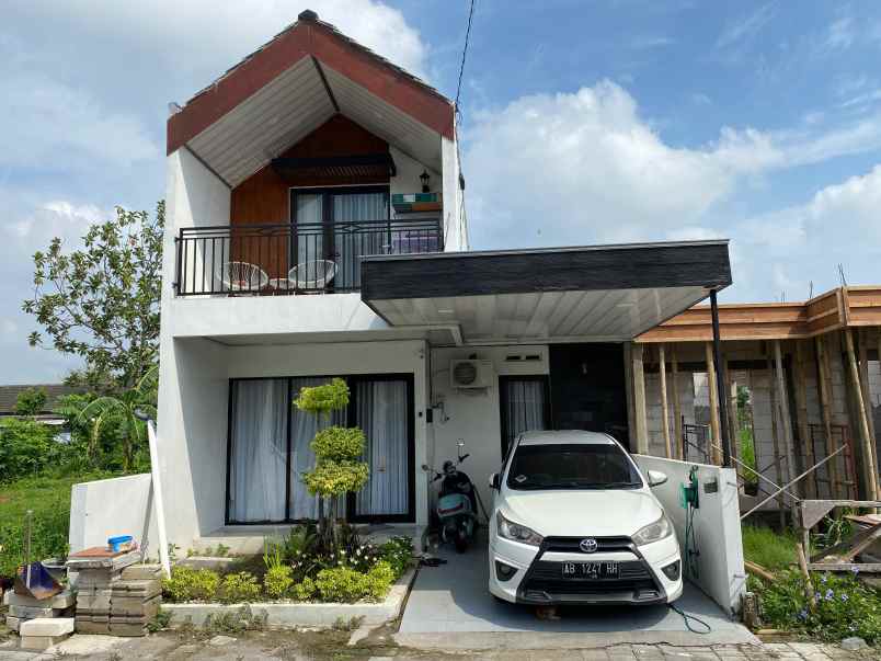 rumah scandinavian modern dekat candi prambanan