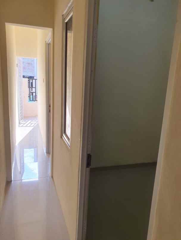 rumah second 1 2 milyar di pulomas barat jakarta timur