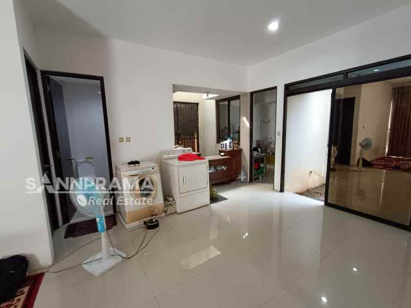 rumah second murah hook dekat tol disawangan depok