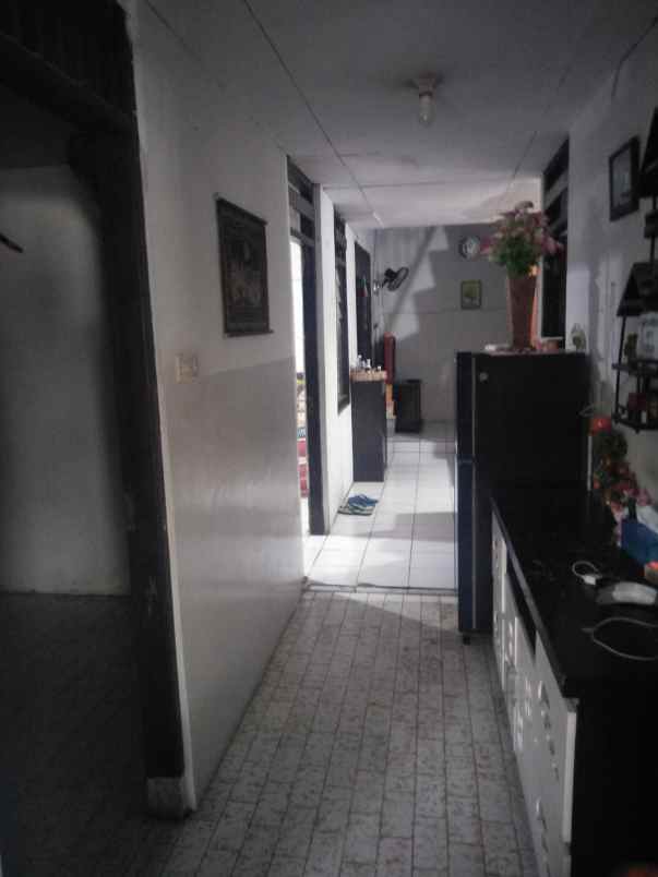 rumah second strategis di perumnas depok 1