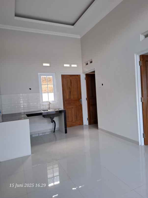 rumah siap huni dalam cluster di banyumanik semarang