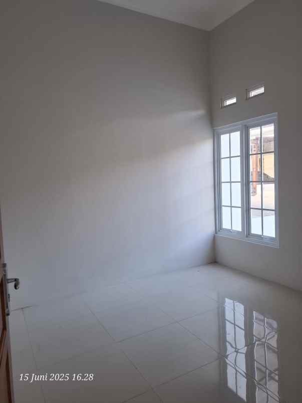 rumah siap huni dalam cluster di banyumanik semarang