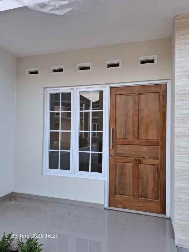 rumah siap huni dalam cluster di banyumanik semarang