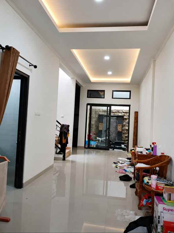 rumah siap huni di duren sawit jakarta timur