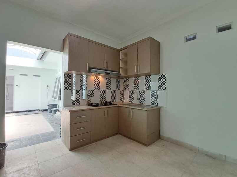 rumah siap huni di jaban jalan damai kaliurang km 8 5