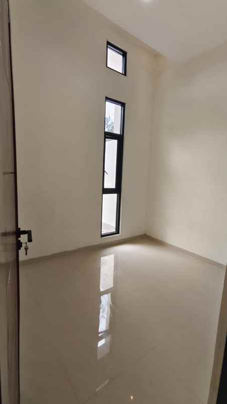 rumah siap huni dp 10 juta lokasi buring