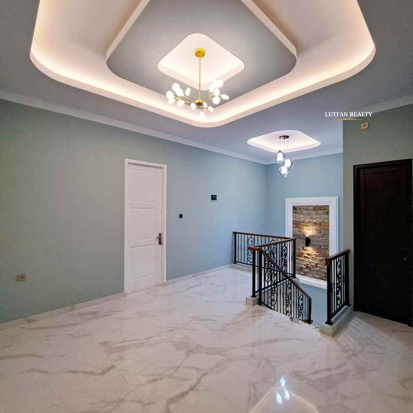 rumah skandinavian jagakarsa non cluster