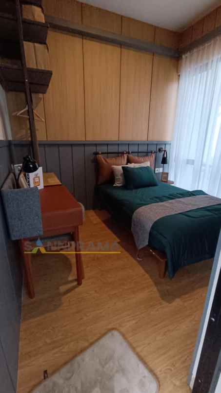 rumah suasana resort di kaki gunung salak bogor