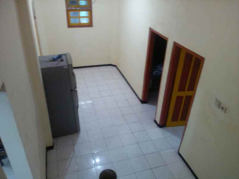 rumah tepi jalan dekat carefour