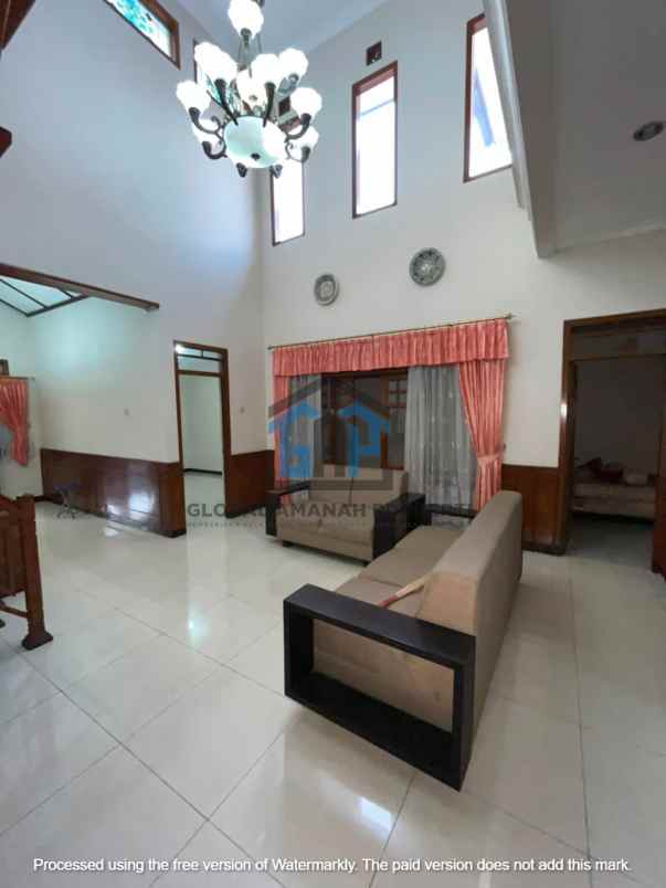 rumah terawat komplek baros cimahi row jalan besar
