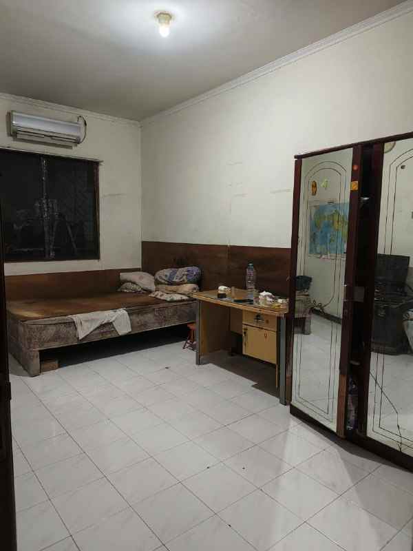 rumah vila valensia hadap timur full pdam