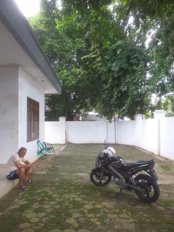 sewa rumah di cempaka putih timur jakarta pusat