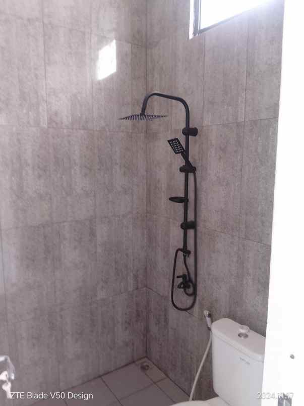 siap huni rumah baru 2 lantai di jatiranggon