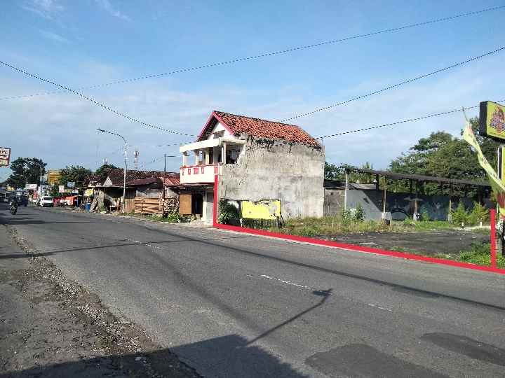 tanah jl raya tajem no 32