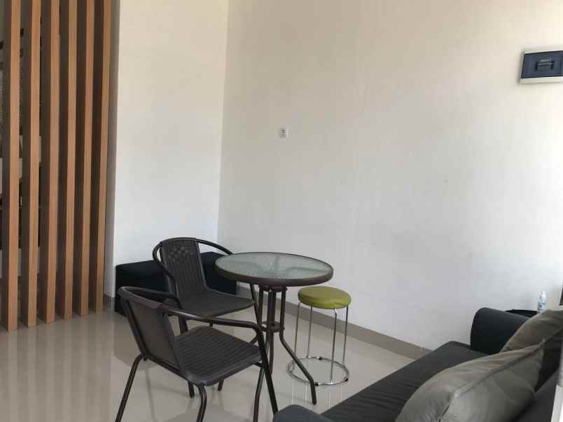 townhouse rumah 3 lantai di lokasi premium bintaro