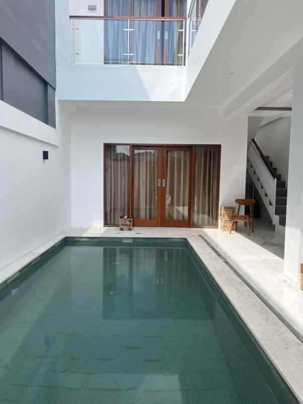 villa new strategis jalan raya canggu kuta utara