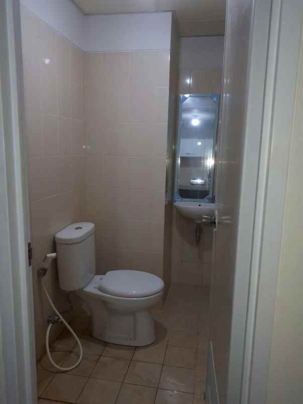 apartemen lengkong gudang timur