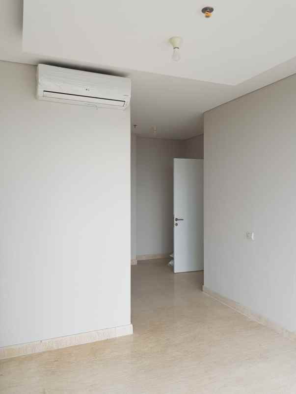 apartemen voila lantai 18 2 bedrooms surabaya