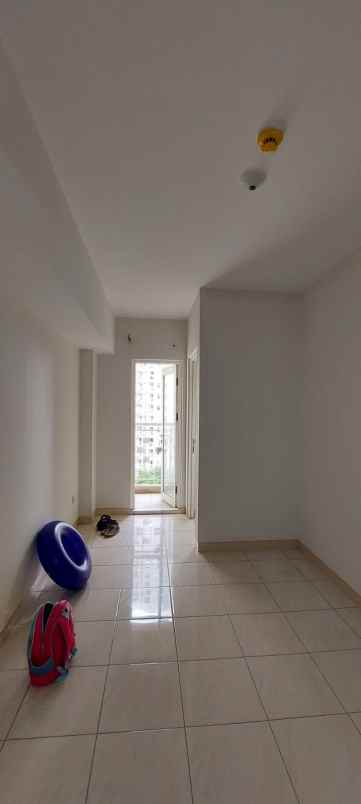 dijual apartemen the springlake summarecon