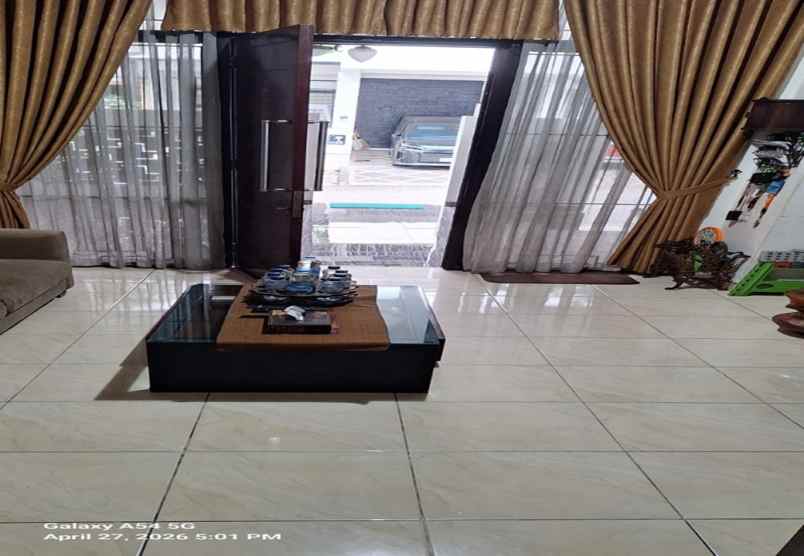 dijual cepat rumah hook 2 lt strategis di bintaro