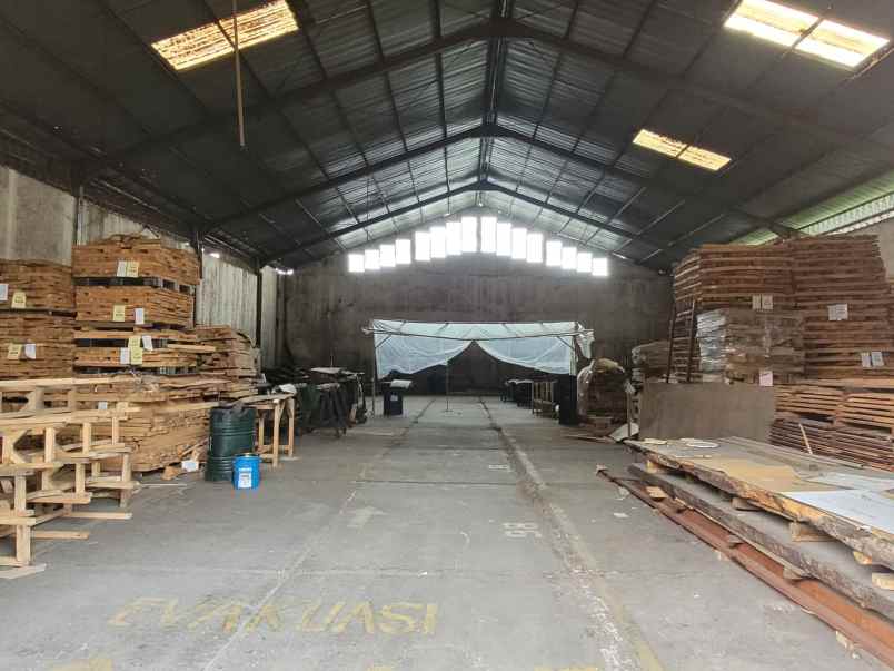dijual disewakan tanah dan gudang di gedangan sidoarjo