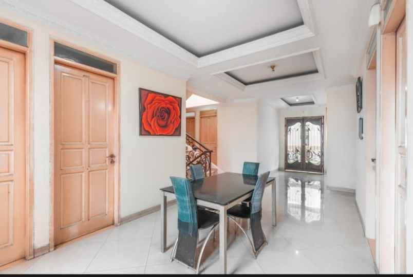 dijual kost bsd city