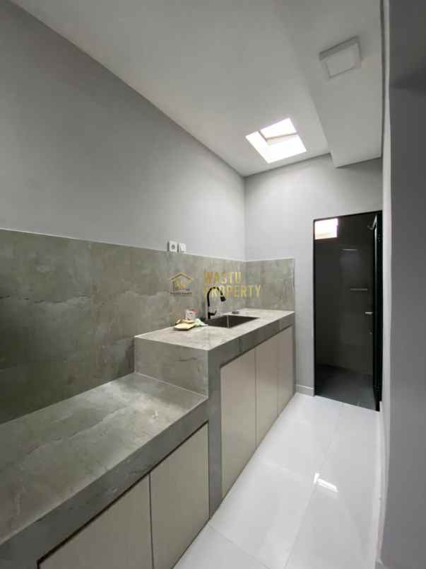 dijual kost mewah siap huni dekat kampus uii jakal