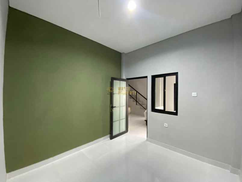 dijual kost mewah siap huni dekat kampus uii jakal