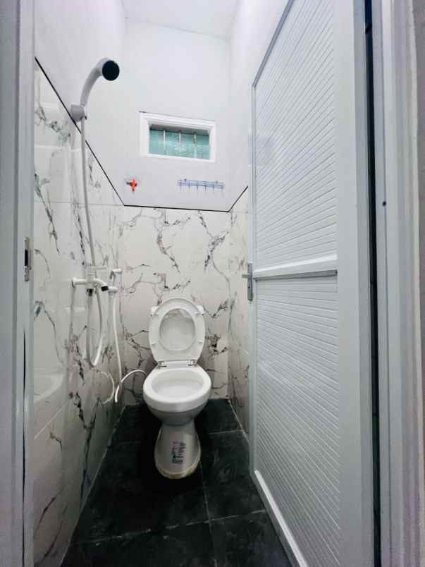 dijual kost ngagel mulyo