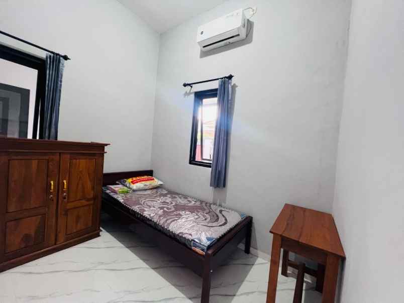 dijual kost ngagel mulyo