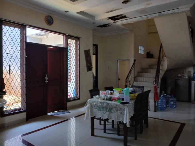dijual ruko gudang kantor batan indah serpong
