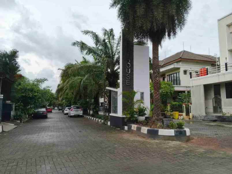 dijual ruko gudang kantor bintara