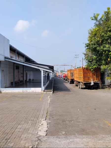 dijual ruko gudang kantor gedangan