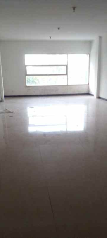 dijual ruko gudang kantor jalan raya tebel