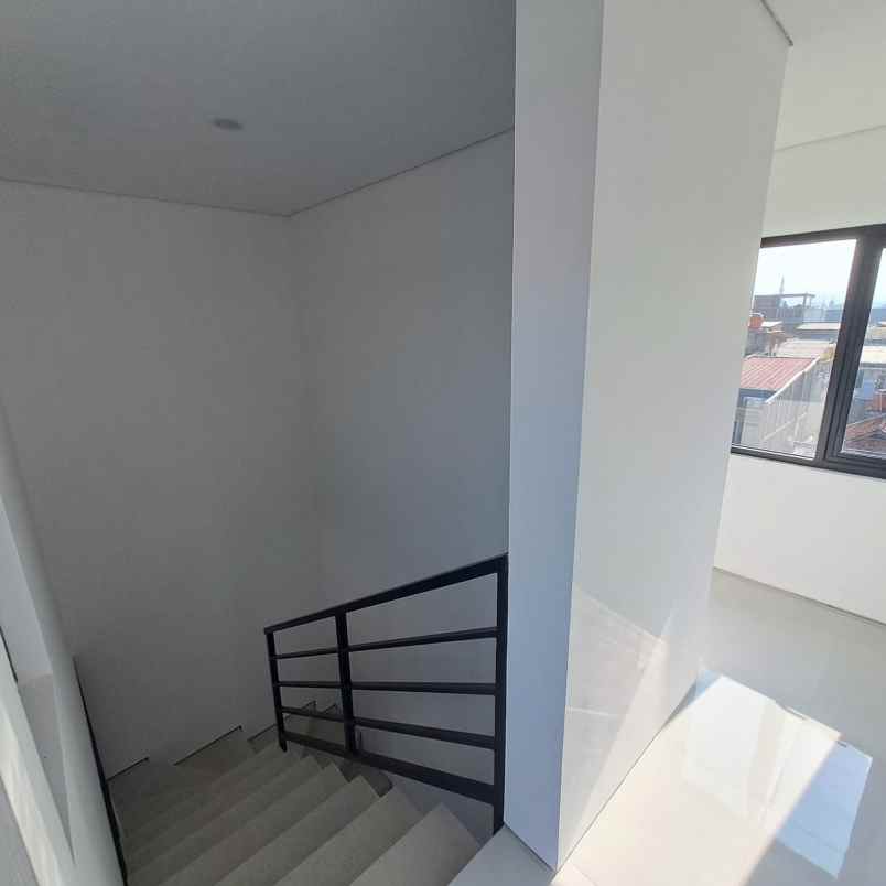 dijual ruko gudang kantor jl kuningan raya antapani