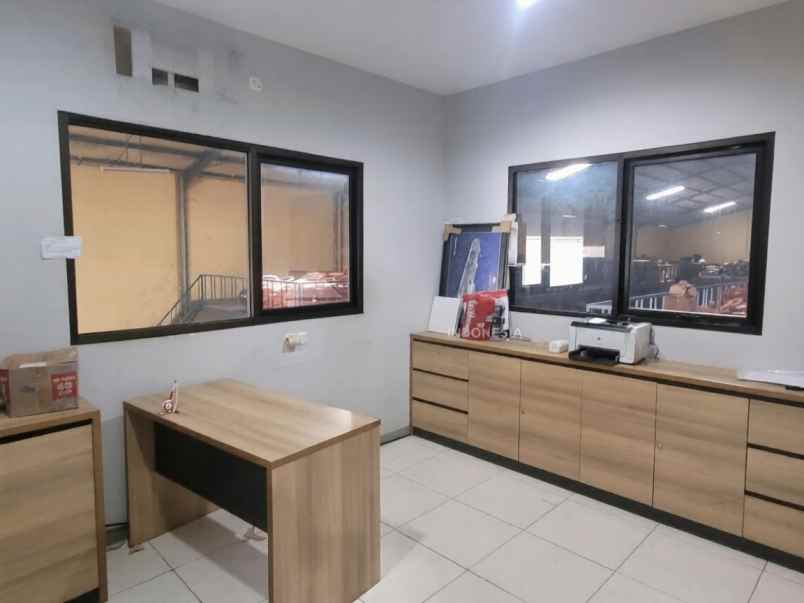 dijual ruko gudang kantor jl margomulyo jaya
