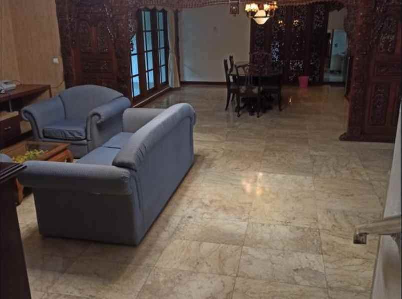 dijual ruko gudang kantor mumbul nusa dua kec kuta