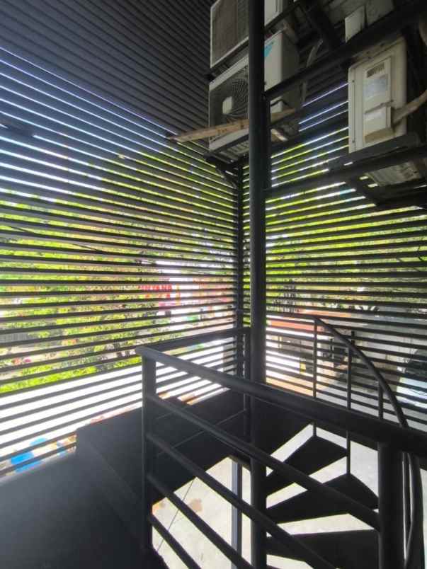 dijual ruko gudang kantor rajawali selatan raya