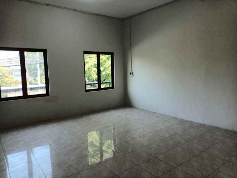 dijual ruko gudang kantor raya putro agung